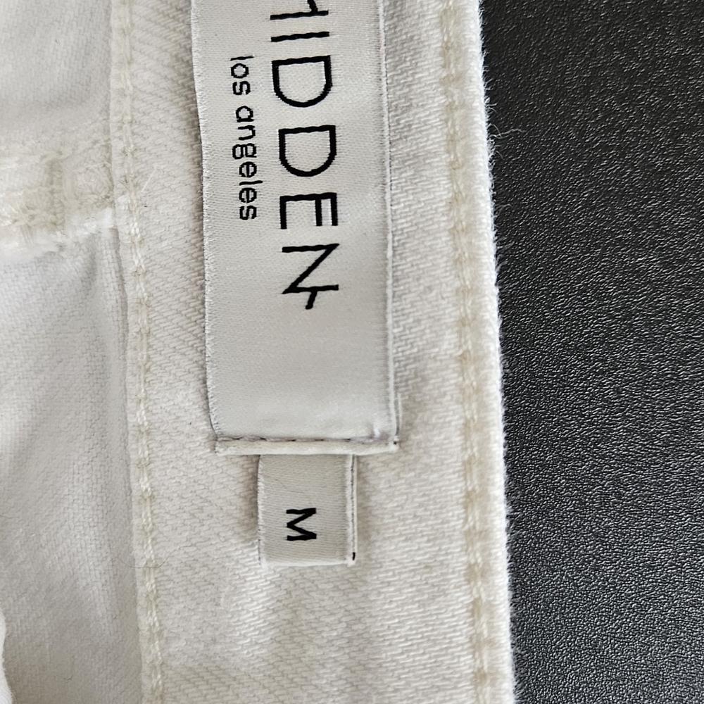Hidden Jeans Peyton Tie-Waist Mini Skirt in Pearl Wash - Picture 6 of 8